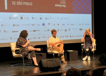 'As burguesias que deveriam ter vergonha', diz Édouard Louis em visita a São Paulo