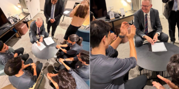 Jogadoras de futebol do Irã comemoram ao garantir asilo na Austrália; FOTOS