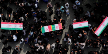 Quantas pessoas morreram na guerra de EUA e Israel contra o Irã?