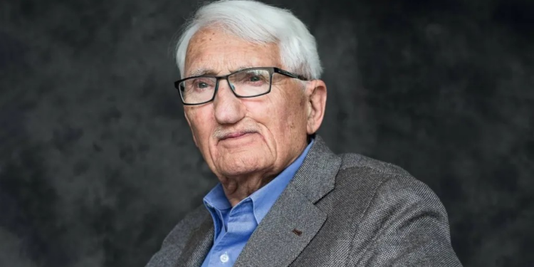 Morre o filósofo alemão Jürgen Habermas, aos 96 anos