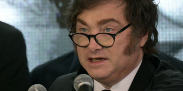 Milei discursa contra Irã e reforça apoio da Argentina a EUA e Israel: 'Não pode haver trégua ao terrorismo'