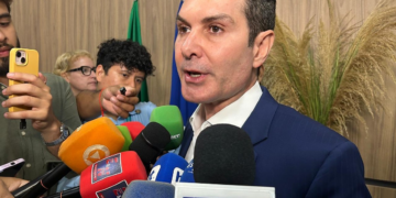 Ministro Jader Barbalho defende MDB com Lula no 1º turno e minimiza opinião de Janaina em MT