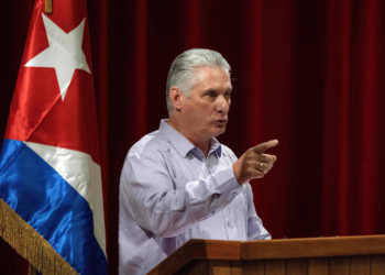 Sob pressão de Trump, líder de Cuba sugere mudança econômica urgente no país