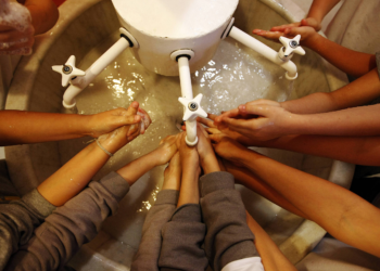 Brasil reduz pela metade o número de escolas sem acesso a água, aponta Unicef