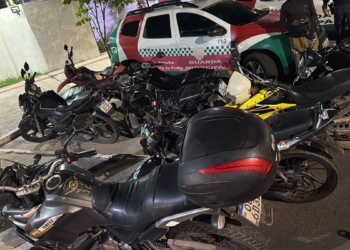 Guarda Municipal de Várzea Grande remove 12 motos que faziam "randandan" na avenida