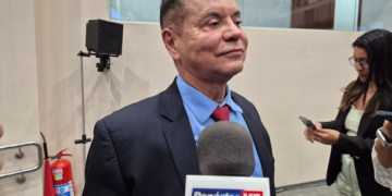 Botelho nega saída do União Brasil e atribui rumores a "portas abertas" de Janaina no MDB