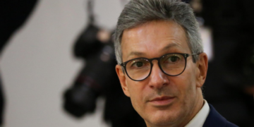 Zema renuncia ao governo de Minas para focar na pré-campanha à Presidência
