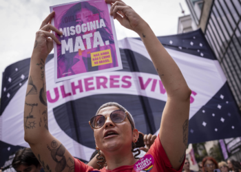 Governo Lula planeja protocolo para universidades ampliarem acolhimento de mulheres vítimas de violência