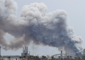 Países do Golfo consideram entrar na guerra contra o Irã, diz agência