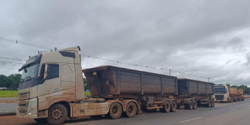 Caminhoneiros são presos com 100 toneladas de defensivos agrícolas roubados na BR-163