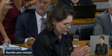 Cel Fernanda se revolta e chora na CPI do INSS; "Me sinto envergonhada, espero que o povo acorde"