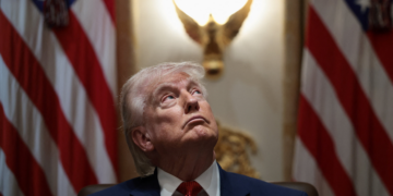 Em menos de um mês, quase 300 militares dos EUA ficaram feridos e mais de mil soldados iranianos morreram na guerra