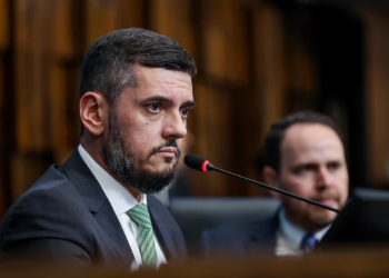 PF prende Rodrigo Bacellar, ex-presidente da ALERJ, por obstrução de Justiça