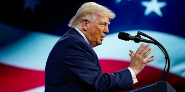 'Cuba é a próxima', diz Trump em nova ameaça, ao exaltar campanhas militares dos EUA