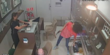 Casal que roubou joalheria no centro de Cuiabá é preso