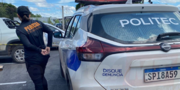 Homem pula muro e encontra irmão morto dentro de casa em Cáceres