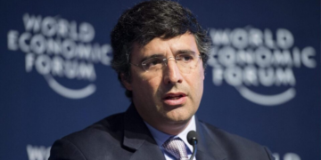 Como André Esteves foi da classe média ao circuito dos ultrapoderosos 