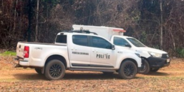 Motociclista venezuelano morre após atingir barreira com cones e correntes em Cuiabá