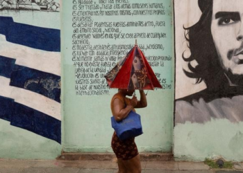 'Sem turismo, não há dinheiro': visitantes abandonam Cuba diante da grave crise energética