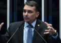 Flávio Bolsonaro explicou voto no PL da Misoginia. E agora?