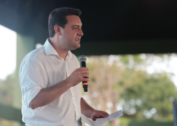 Ratinho Junior bate mais de 88% de aprovação no Paraná