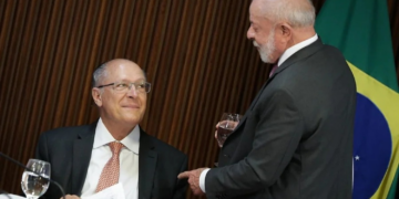Lula confirma Alckmin como vice e inicia troca de ministros&nbsp;