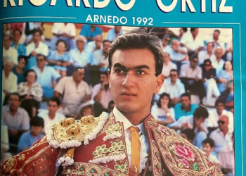 Ex-toureiro é morto por touro dentro de arena na Espanha
