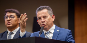 Em discurso de despedida, Mauro Mendes crava que Pivetta terá 12 anos no Governo de Mato Grosso; veja vídeo