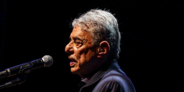 Depois de polêmica com Neymar, Chico Buarque muda de nome