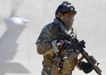 Como equipes militares de elite dos EUA conduzem operações de resgate: 'É angustiante e incrivelmente perigoso'