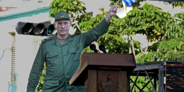 Trump quer tomar Cuba, e o presidente da ilha diz estar 'pronto' para a guerra