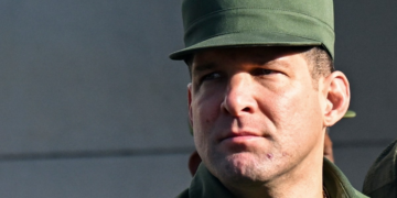 Neto de líder cubano tentou enviar carta secreta a Trump com propostas e alerta, diz jornal