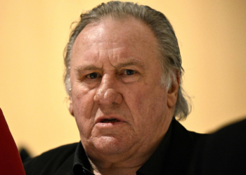 Gérard Depardieu desiste de ação contra reportagem que revelou falas polêmicas