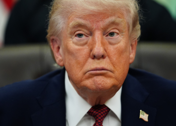 Guarda Revolucionária do Irã diz que o que Trump falar sobre Estreito de Ormuz 'não tem validade'