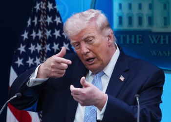 Sistema de reembolso das tarifas de Trump entra em vigor nos EUA; importadores temem falhas