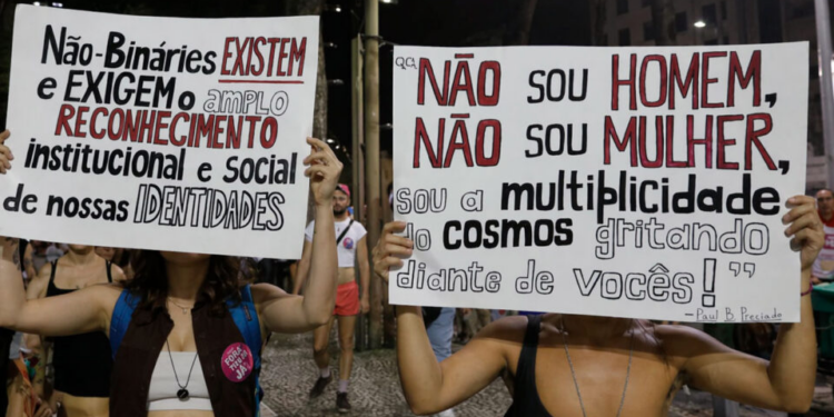 Por que a transição de gênero pode piorar a saúde mental de jovens?