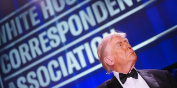 Como atirador conseguiu chegar tão perto de Trump e outras perguntas sobre ataque em Washington