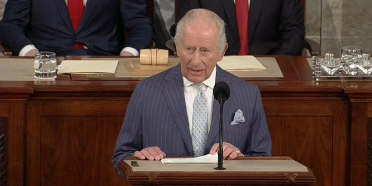 Rei Charles III faz discurso histórico no Congresso dos EUA