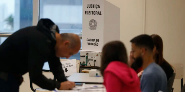 Como as pesquisas para presidente são confiáveis com apenas 2.400 entrevistados?