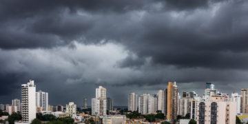 Inmet emite dois alertas e coloca Mato Grosso na rota dos temporais