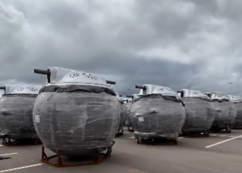 Cabines da maior roda-gigante da América Latina chegam ao Parque Novo Mato Grosso