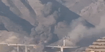 Trump afirma que vai atacar pontes e usinas de energia iranianas; Irã promete ataques 'mais devastadores'