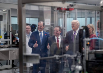 Governo Trump anuncia novas tarifas sobre produtos farmacêuticos