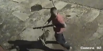 Bombeiro erra endereço, atira em casa e acaba preso em Rondonópolis; vídeo