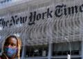 New York Times é processado por discriminação contra jornalista branco