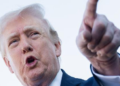 Trump ameaça Irã com ataques violentos se acordo não for firmado 'rápido'