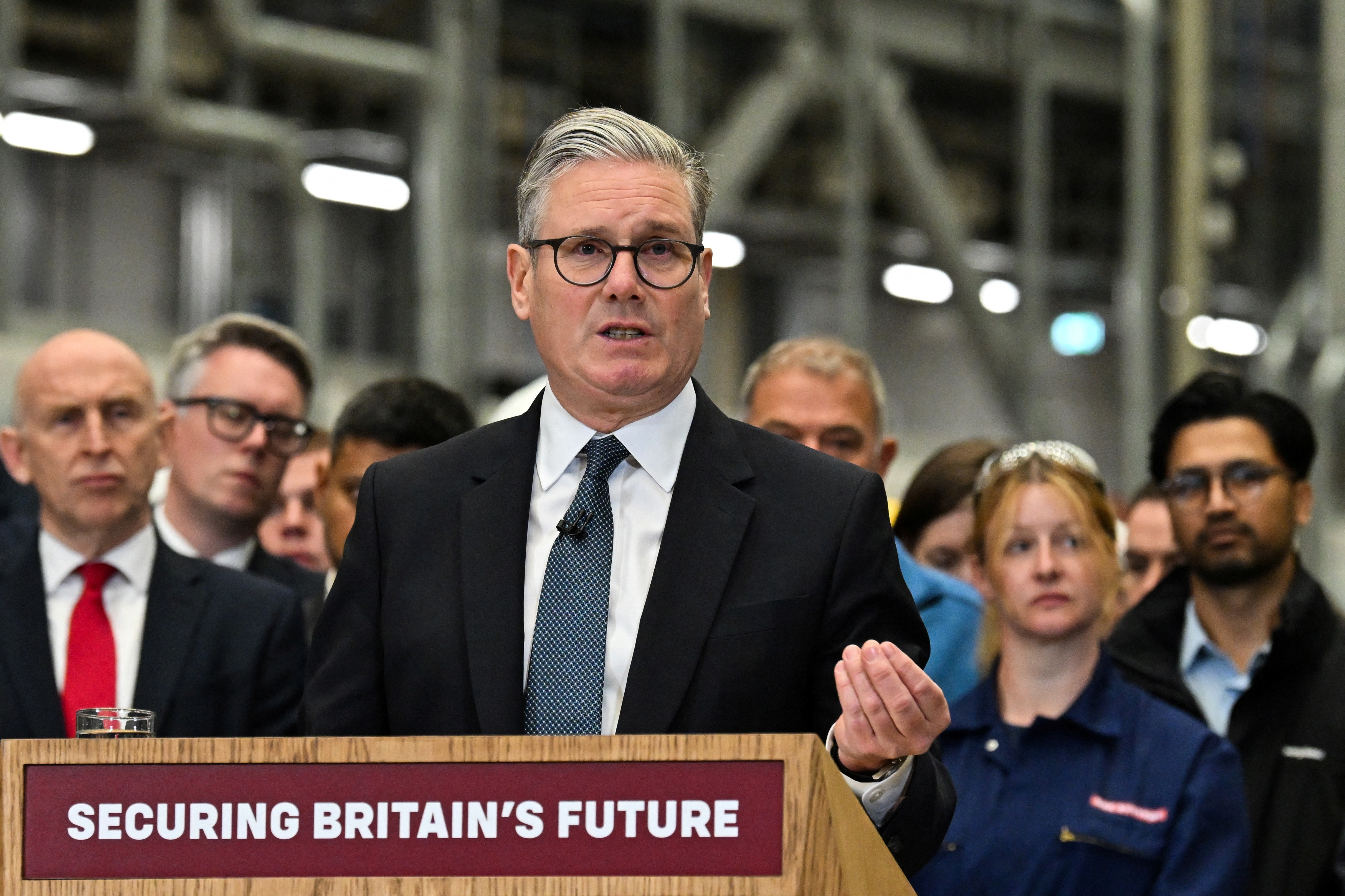 A crise que coloca em risco o cargo do primeiro-ministro britânico