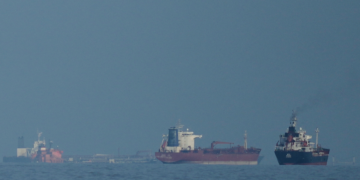 Governo Trump estima que bloqueio no Golfo de Omã já custa US$ 4,8 bilhões ao Irã, diz site