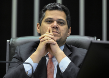 Clamor por CPI do Master tem intenções ocultas