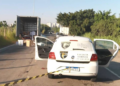 Ladrões atacam caminhão com canetas emagrecedoras, trocam tiros com escolta e levam motorista refém em SP